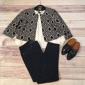Cropped Geometric Cardigan